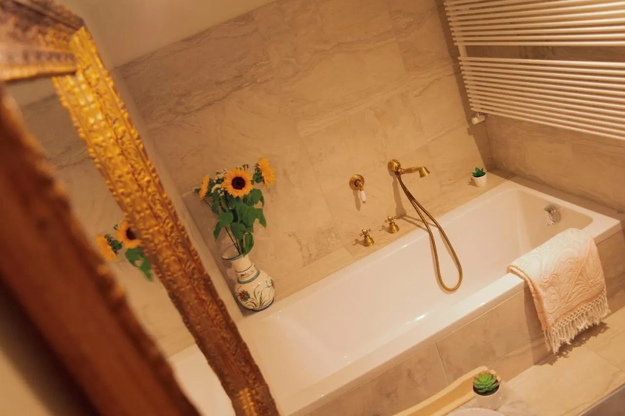 L'Oziorinco Apartments Florence 0*,  Italy